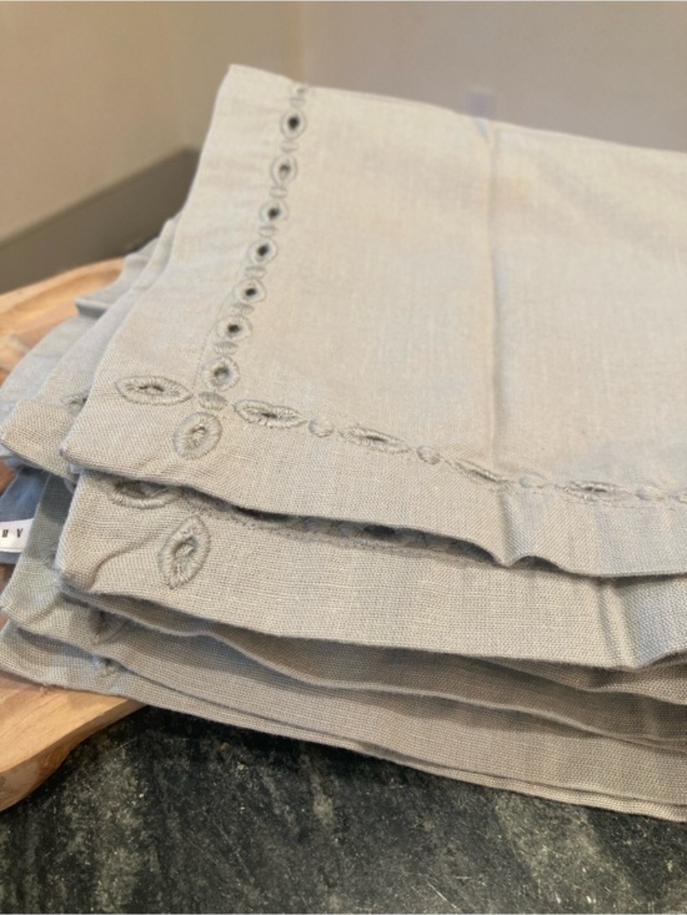 Pottery Barn Sage Green Cotton Linen Blend Eyelet Napkins (Set of 6)